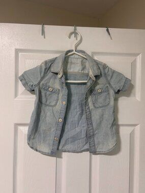 GAP Light Wash Denim Button-Up Shirt | 100% Cotton (Toddler Size 2 Years)